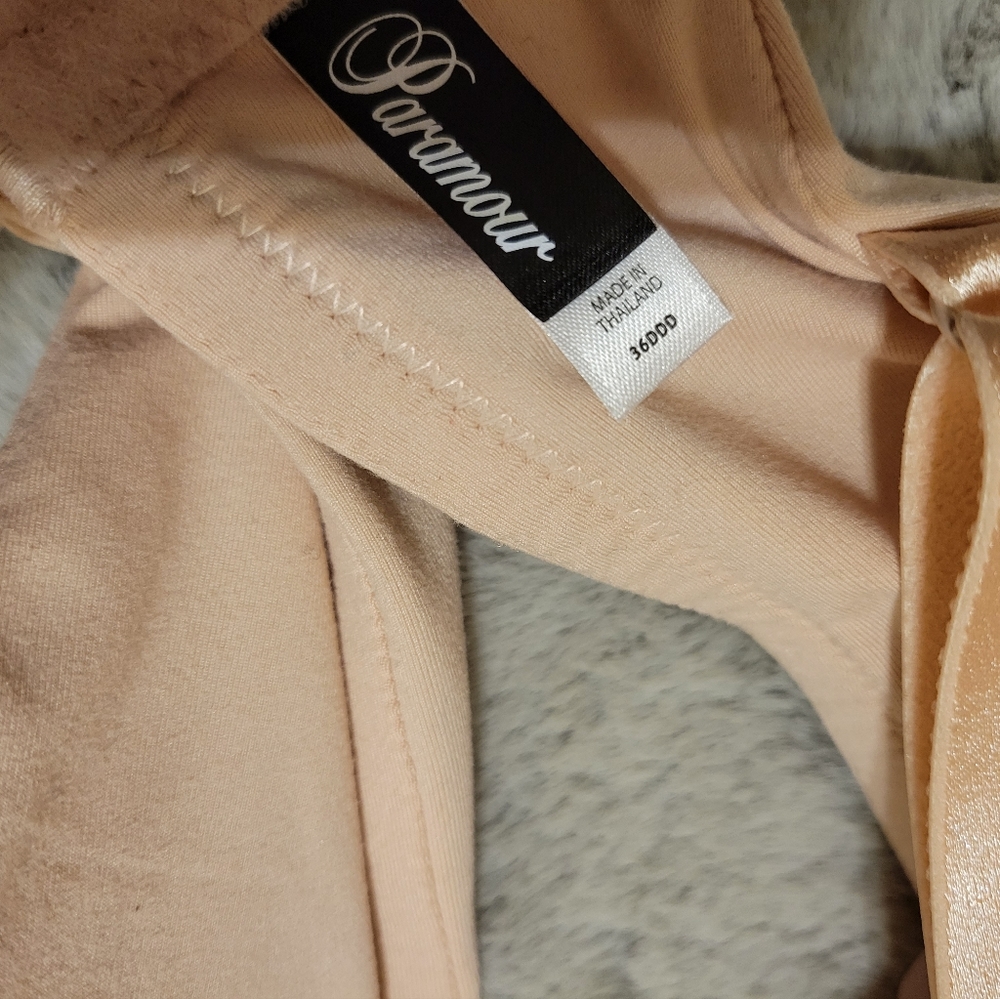 🎯nwt paramour sensational full figure nude tshirt bra - Picture 6 of 8